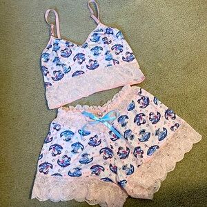Set of two pieces